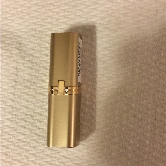 L’Oreal  Color Riche Lipstick Cinnamon Toast - Picture 4 of 5